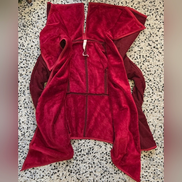 Lululemon. Rare. Presence of Mind wrap sweater. Cranberry. Size 10. Soft & warm. - Picture 3 of 10